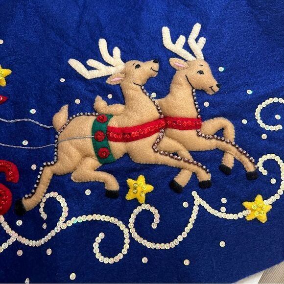 Handmade Tablecover or could be used as a Treeskirt 40” diameter - Picture 2 of 4